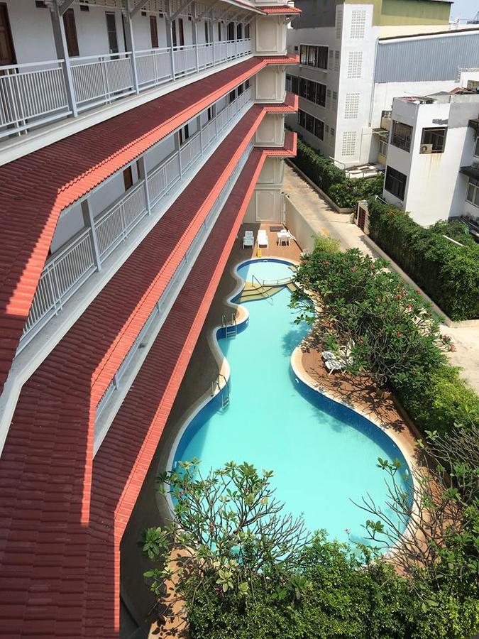 Hua Hin Baanklang Condo By Petch Extérieur photo